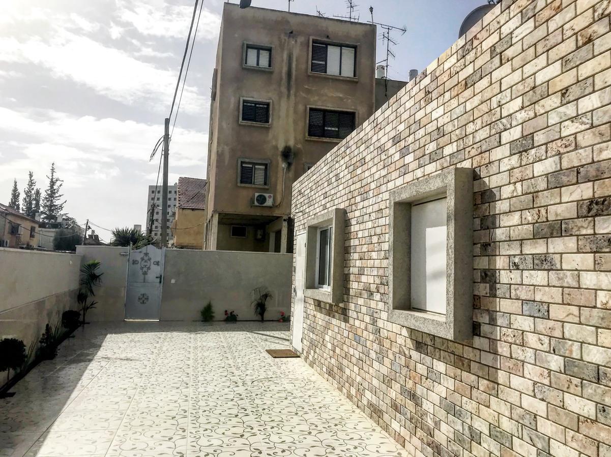 Shahal Apartments Beersheba Exteriör bild