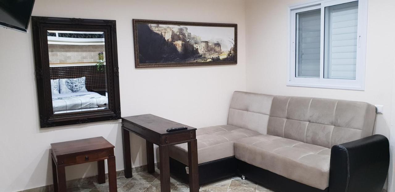 Shahal Apartments Beersheba Exteriör bild